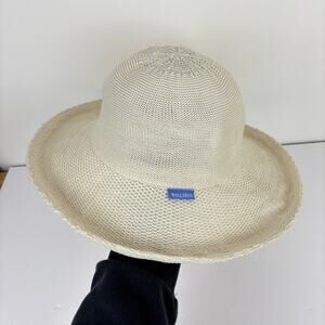 Wallaroo Victoria Sun Hat OS Beige White Travel Outdoor vacation resort
